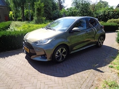 Toyota Yaris - 1.5 Hybrid 115pk CVT Edition bij specialist