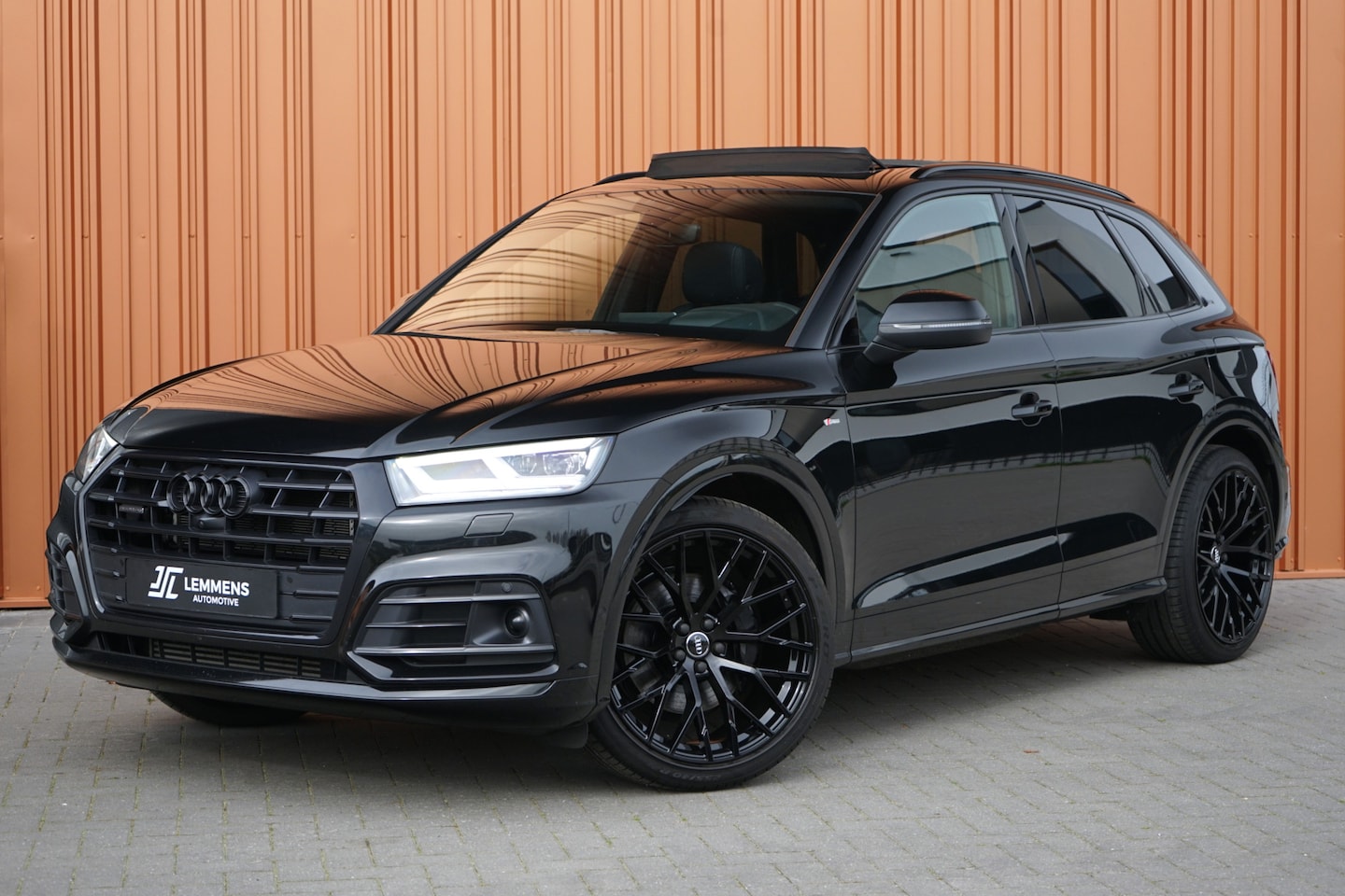 Audi Q5 - 55 TFSI e Competition 367PK Quattro Panodak S-Stoelen Luchtv. Trekhaak Head up B&O VOL! - AutoWereld.nl