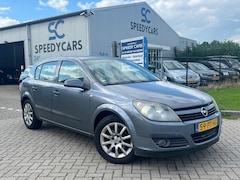 Opel Astra - 1.6 Cosmo 5DRS Cruise Airco Elektr Ramen