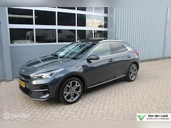 Kia XCeed - 1.6 GDi PHEV ExecutiveLine 1e Eig NL Auto | Panoramadak | Leer | Stoelverwarming en Koelin
