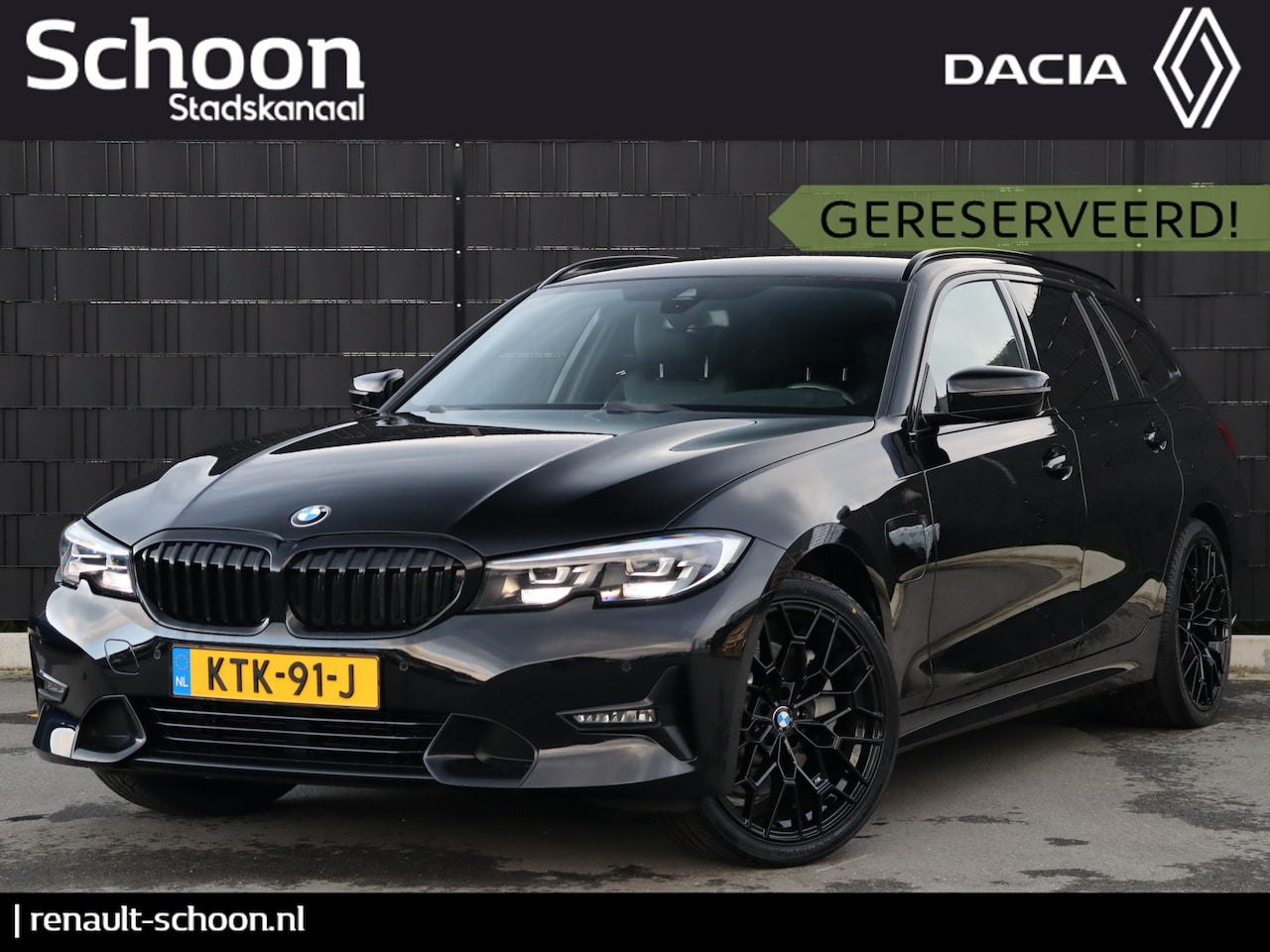 BMW 3-serie Touring - 330e PHEV | Elek. Trekhaak | Camera | Stoelverwarming | LED | Navigatie - AutoWereld.nl