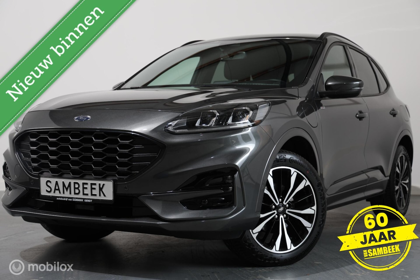 Ford Kuga - 2.5 PHEV ST-Line - Stuur/Stoelverwarming - Carplay - Camera - AutoWereld.nl