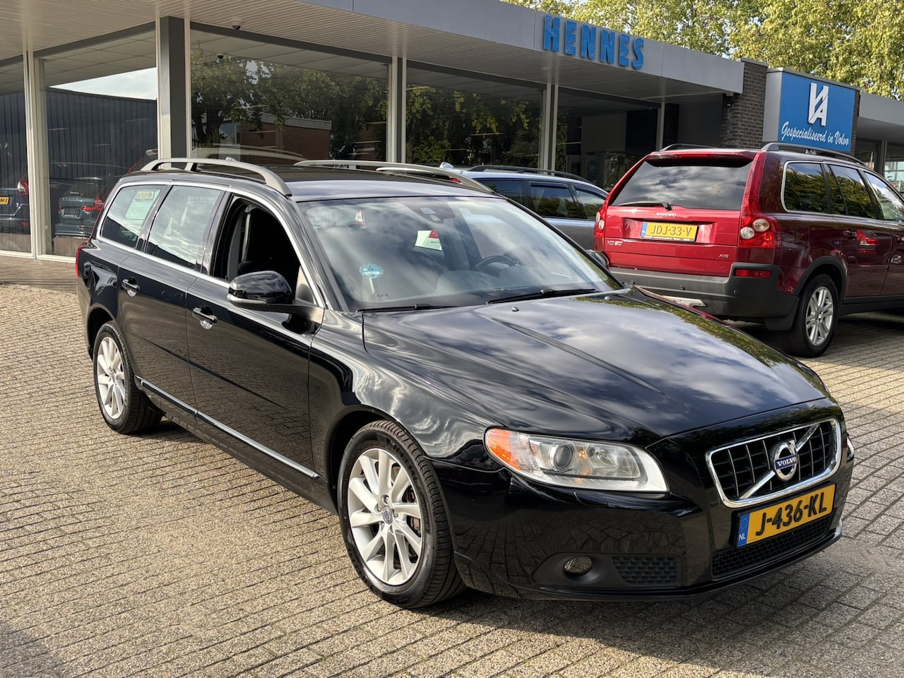 Volvo V70 - 2.5T 231pk Momentum Model 12 Xenon - AutoWereld.nl