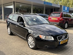 Volvo V70 - 2.5T 231pk Momentum Model 12 Xenon