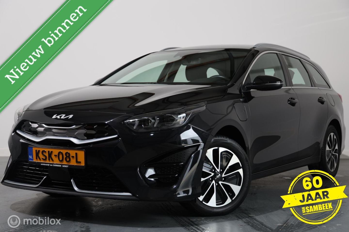 Kia Cee'd Sportswagon - Ceed 1.6 GDI PHEV DynamicLine - Stuur/Stoelverwarming - Carplay - Camera - AutoWereld.nl