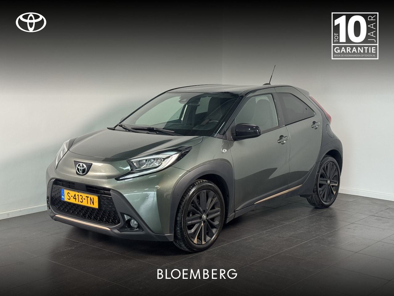 Toyota Aygo X - 1.0 VVT-i MT Premium | Stoelverwarming | JBL Audio | Parkeersensoren voor/achter | - AutoWereld.nl