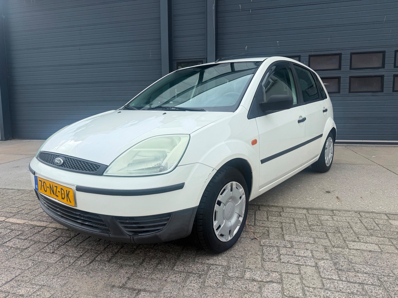 Ford Fiesta - 1.4-16V Ambiente 1.4-16V Ambiente - AutoWereld.nl