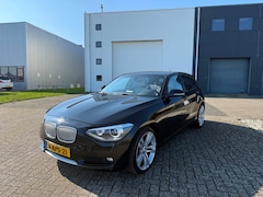 BMW 1-serie - 116i High Executive Automaat Stoelverwarming 2013