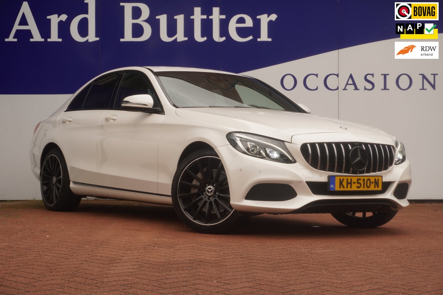 Mercedes-Benz C-klasse - 350 e Lease Edition / 19"LMV / Navi / Camera / Zwarte lijsten / Sfeerverlichting / LED / = - AutoWereld.nl