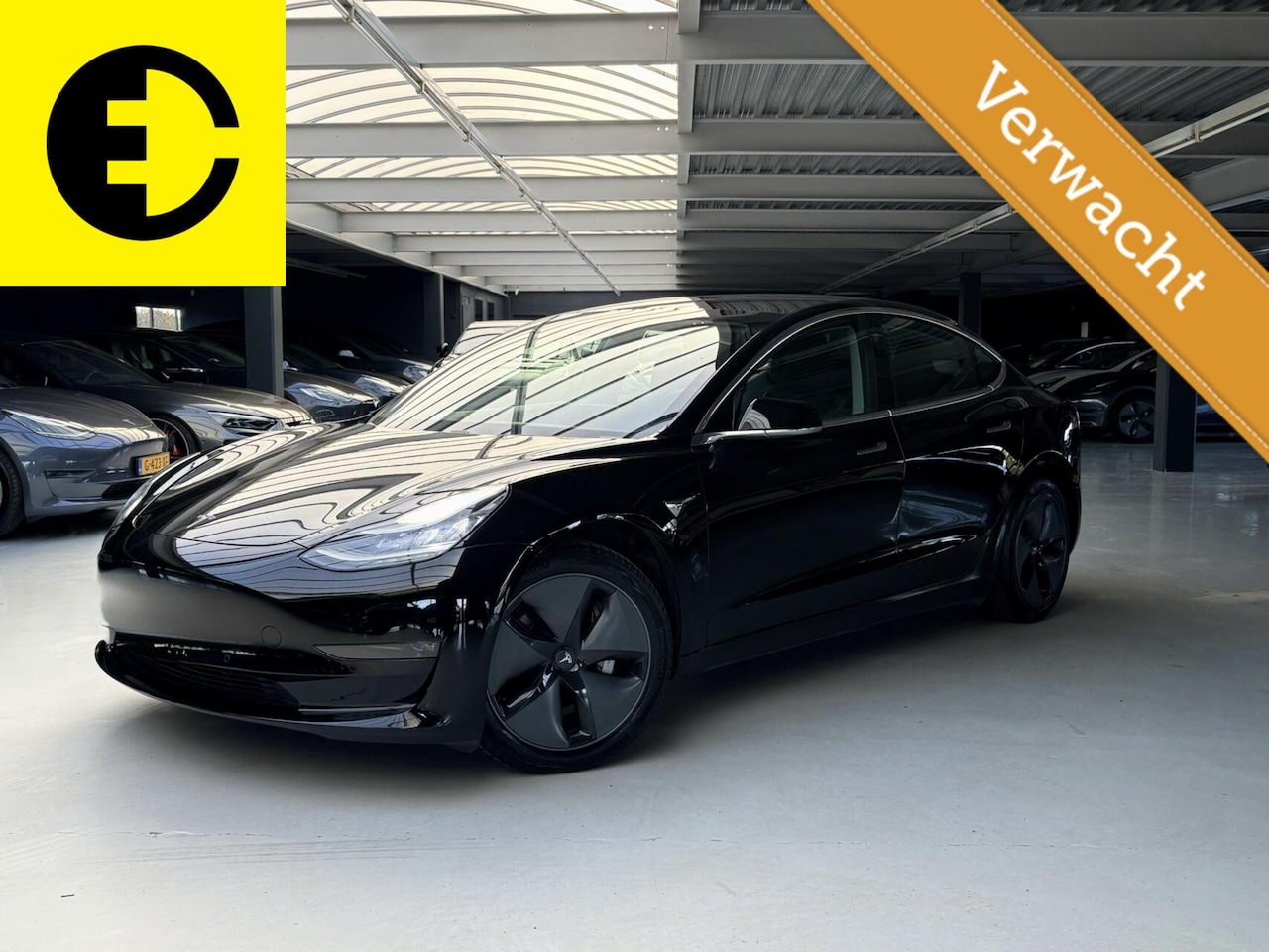 Tesla Model 3 - Long Range AWD 75 kWh | Pano | Leder | Stoelverwarming - AutoWereld.nl