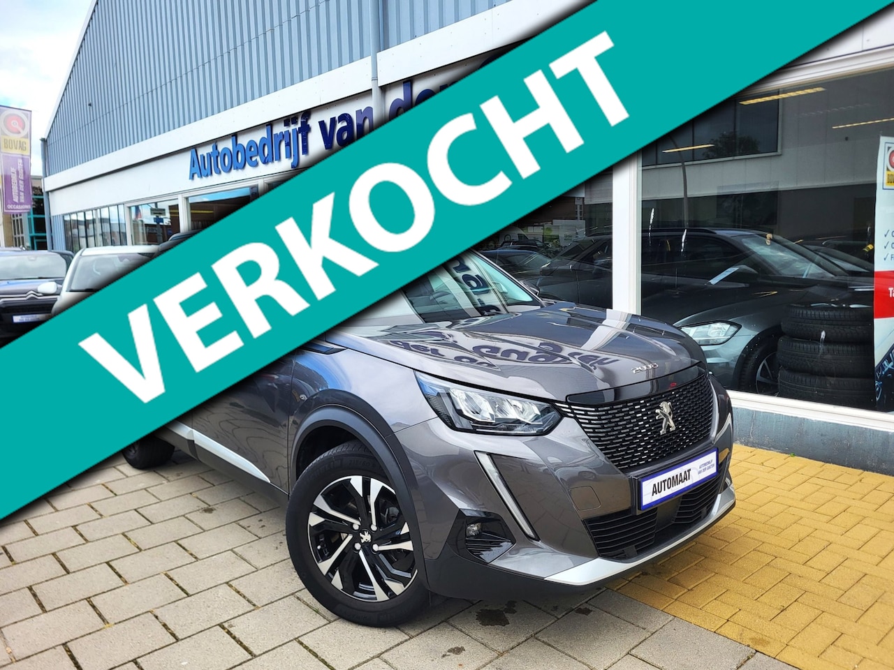 Peugeot 2008 - 1.2 PureTech Allure / Carplay & Android / Stoelverwarming / - AutoWereld.nl