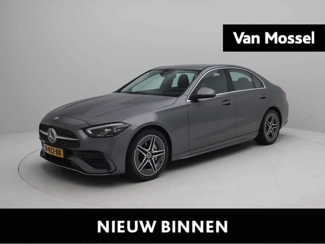 Mercedes-Benz C-klasse - 180 AMG Line | Climate control | Navigatie systeem | Dodehoek detectie | Apple carplay | - AutoWereld.nl