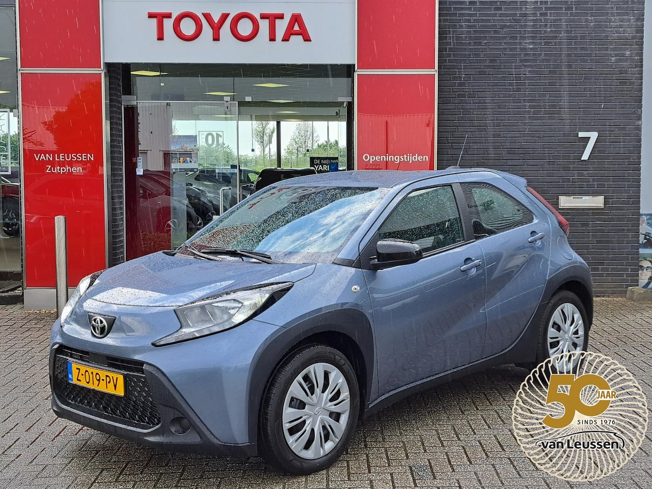 Toyota Aygo X - PLAY APPLE & ANDROID ACHTERUITRIJCAMERA AD-CRUISE LED-DAGRIJ NL-AUTO - AutoWereld.nl