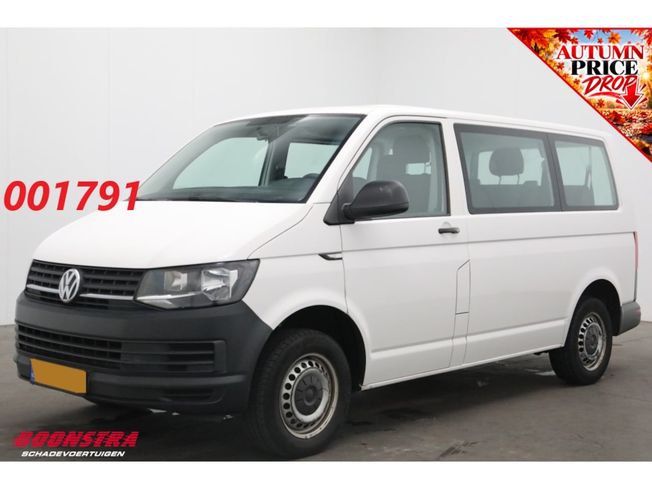 Volkswagen Transporter Kombi - 2.0 TDI L1-H1 9-Pers. Airco - AutoWereld.nl