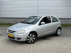 Opel Corsa - 1.2-16V Silverline (INRUILKOOPJE)