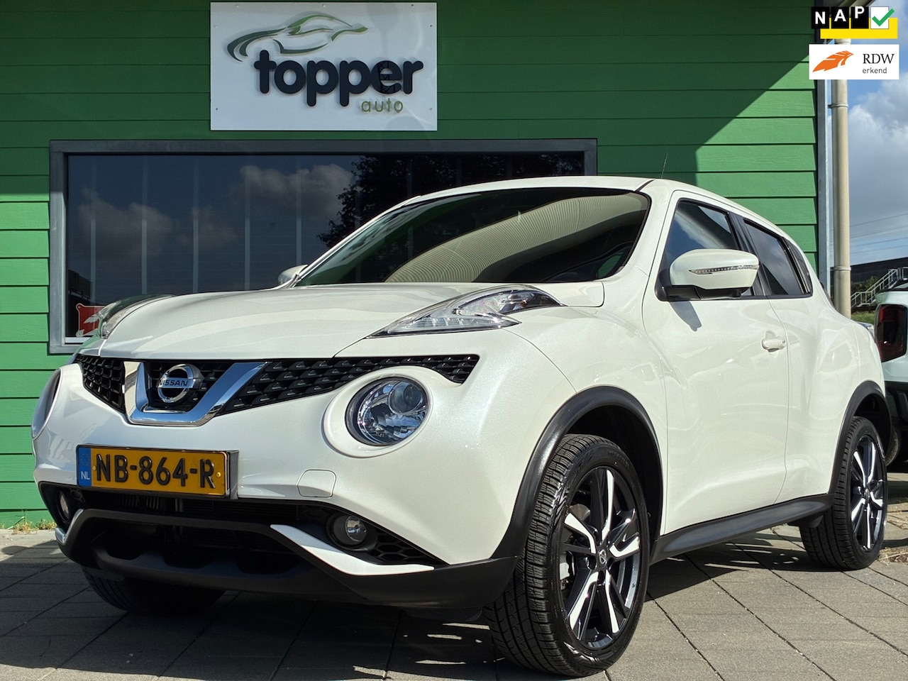 Nissan Juke - 1.2 DIG-T S/S N-Vision|1e Eigenaar|Camera|Navigatie|CruiseControl|Climatronic|Trekhaak|Nie - AutoWereld.nl