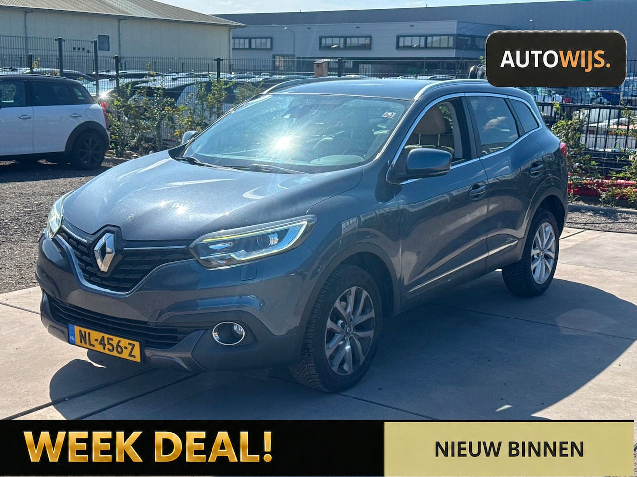 Renault Kadjar - 1.5 dCi Intens|LEDER|PANO|TREKHAAK|NAVI|LED - AutoWereld.nl