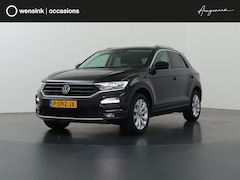 Volkswagen T-Roc - 1.5 TSI Style Business | Automaat | Trekhaak | Cruise Control Adaptief | Parkeercamera | C