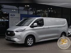 Ford Transit Custom - E-Transit 340 L2H1 LIMITED 71KWH 218PK 3-PERSOONS 2x SCHUIFDEUR TREKHAAK STOELVERWARMING C