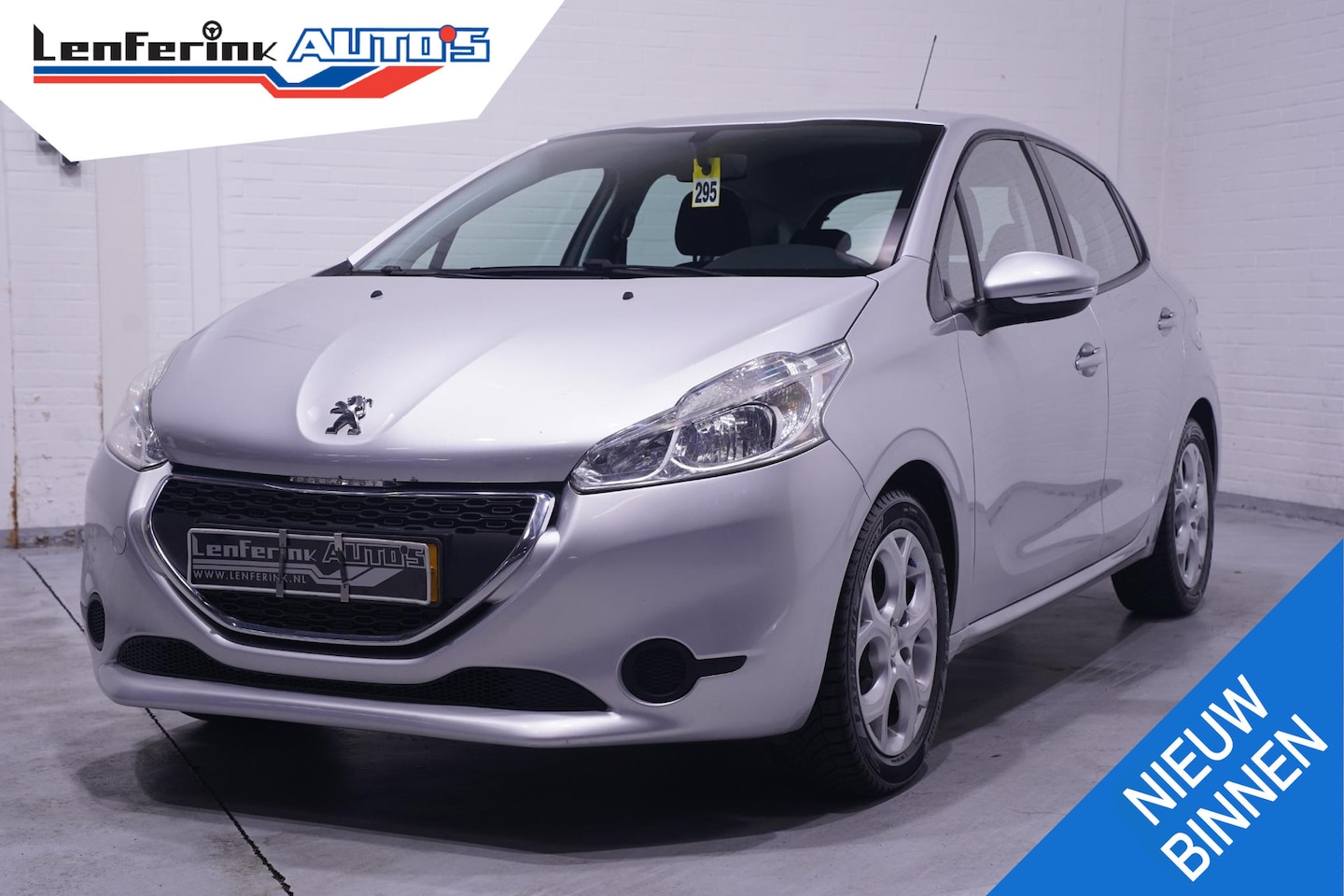 Peugeot 208 - 1.2 Vti Blue Lease 1.2 VTi Blue Lease - AutoWereld.nl