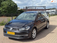 Volkswagen Golf Variant - 1.0 TSI Highline Digital Dash Trekhaak Alcantara Massage