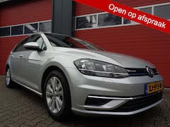 Volkswagen Golf Variant - 1.5 TSI Comfortline Business 130PK Clima Cruise LMV 6-BAK Trekhaak
