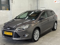 Ford Focus Wagon - 1.0 EcoBoost Titanium | PDC | Trekhaak | Cruise control | Stoelverwarming