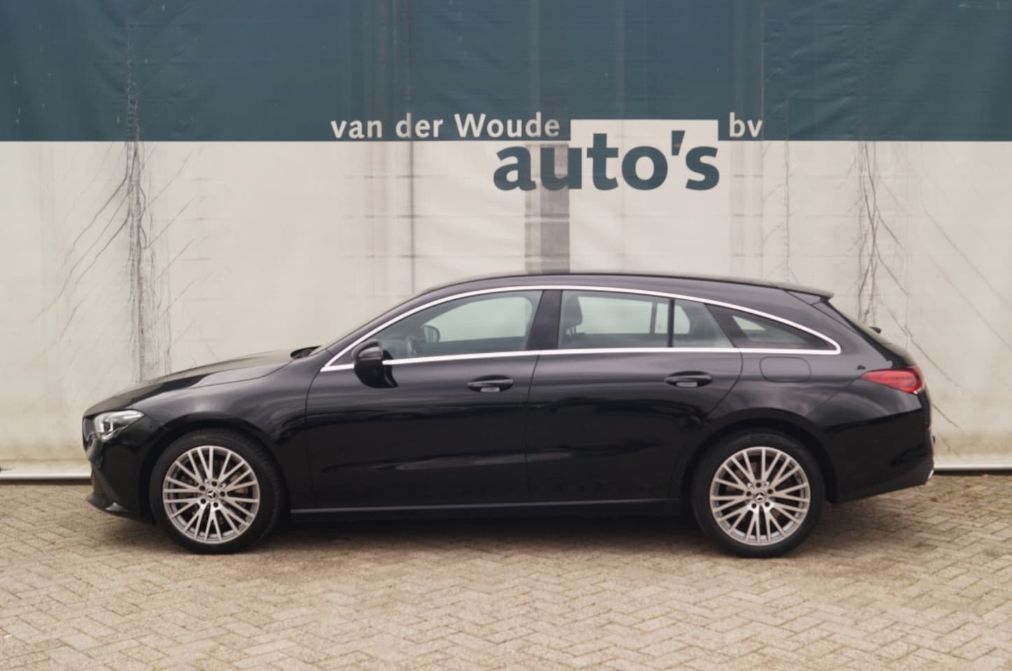 Mercedes-Benz CLA-klasse Shooting Brake - 250 e Business Solution Luxury Limited 250e Business Solution Luxury Limited -LEER- - AutoWereld.nl