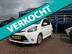 Toyota Aygo - 1.0 VVT-i Dynamic Blue lage km stand