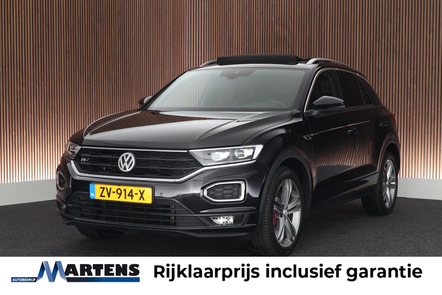 Volkswagen T-Roc - 1.5 TSI 150pk DSG R-Line Sport Panoramadak Camera Leder Navigatie Virtual Cockpit - AutoWereld.nl