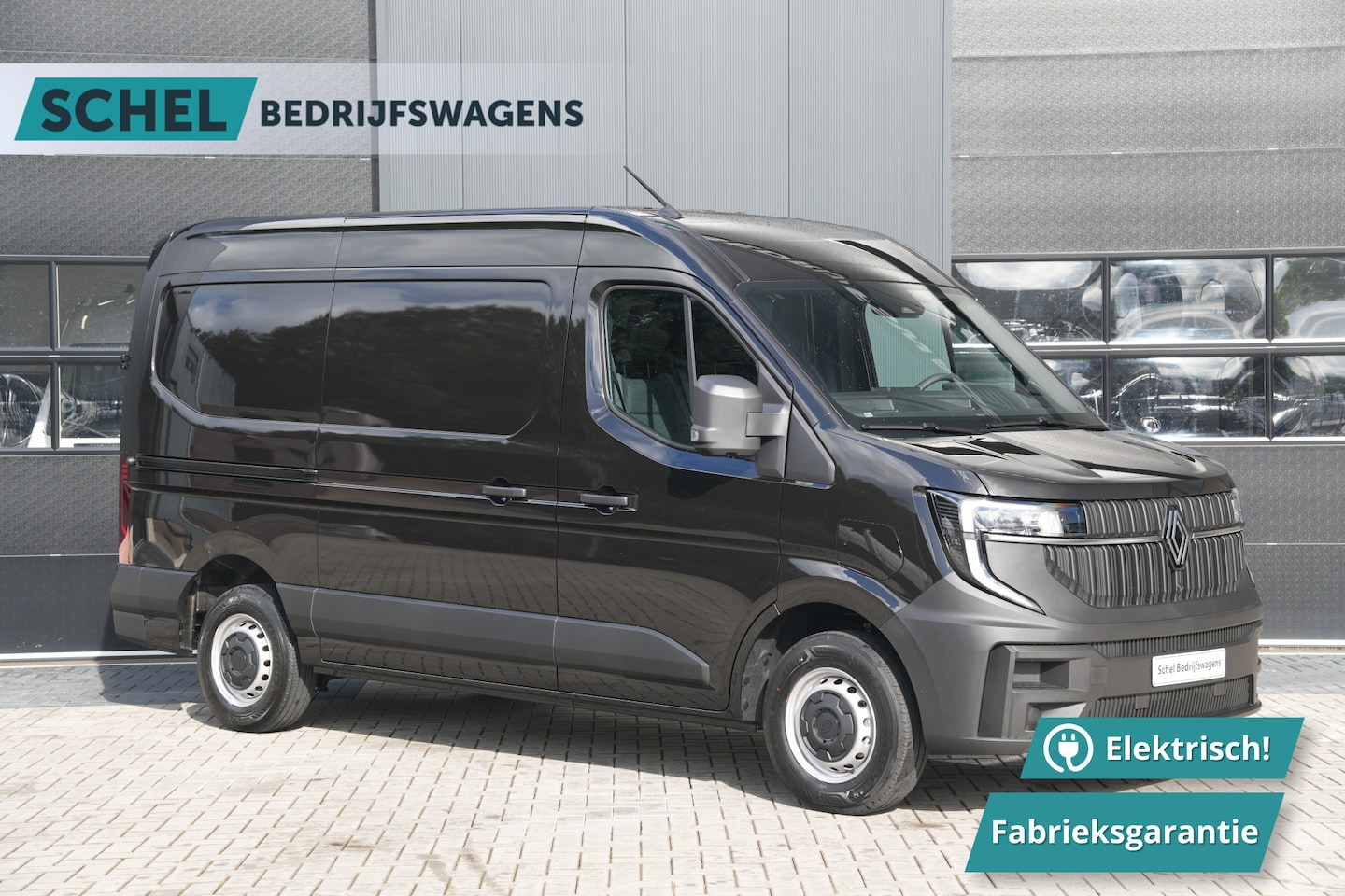 Renault Master E-Tech - T35 L2H2 Advance Long Range 87 kWh 143pk - Navi - Camera - Betimmering - Trekhaak - 270 GR - AutoWereld.nl