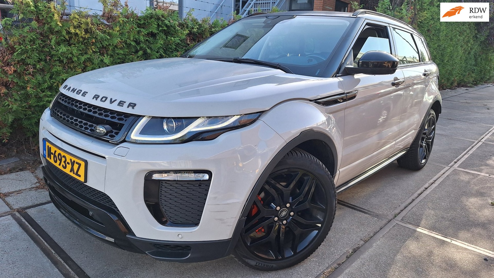 Land Rover Range Rover Evoque - 2.0 TD4 SE Dynamic 2.0 TD4 SE Dynamic - AutoWereld.nl