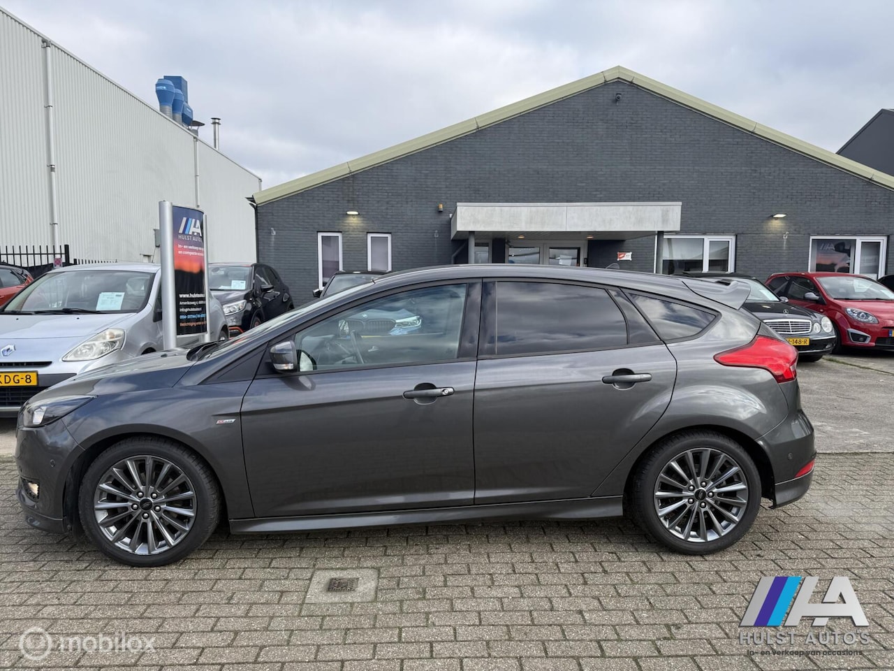 Ford Focus - 1.0 EcoBoost Titanium ST-LINE 2018 * 79 Dkm * APK - AutoWereld.nl