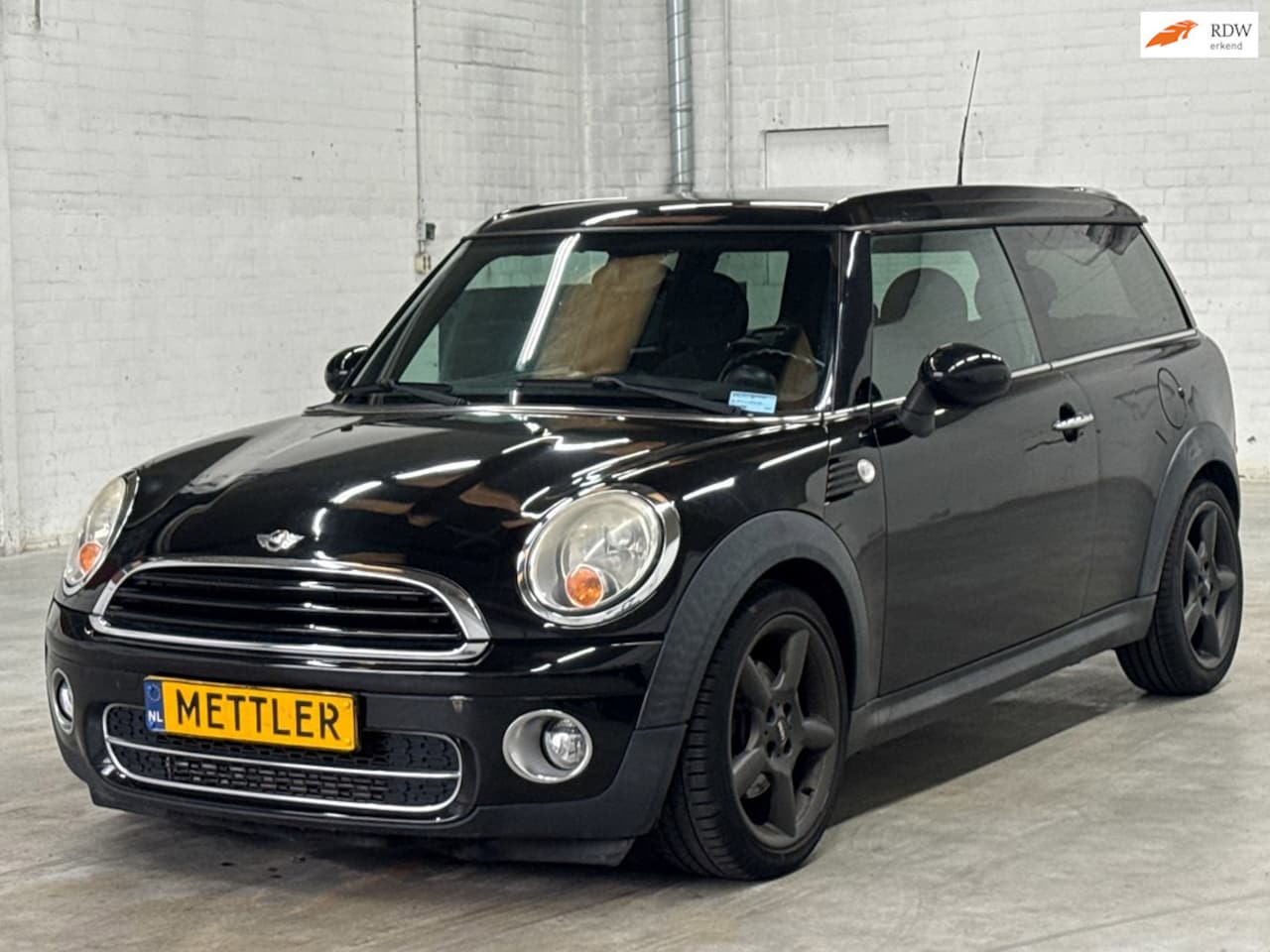 MINI Clubman - 1.6 Cooper D Hampton | Airco | Cruise control - AutoWereld.nl