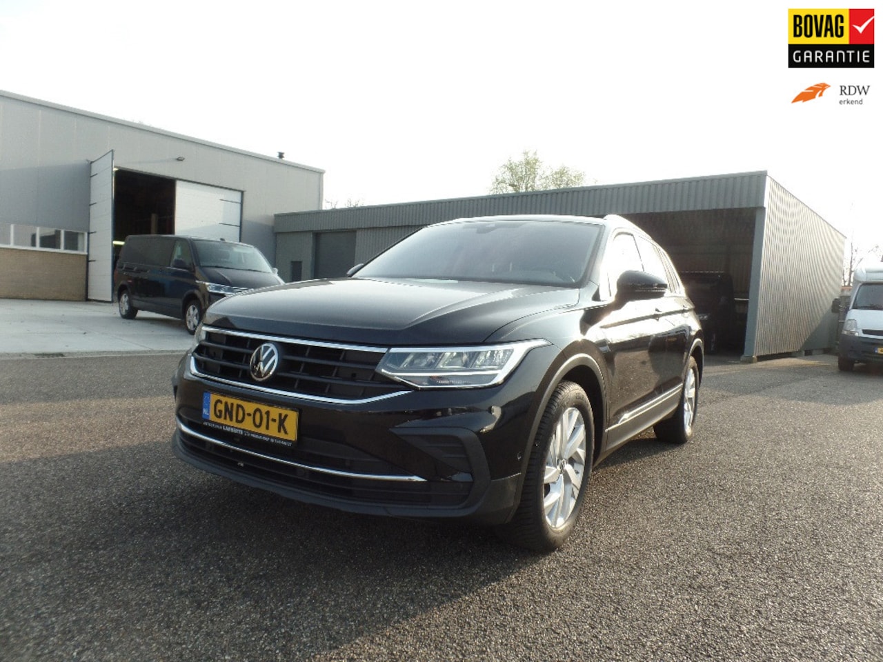 Volkswagen Tiguan - 1.5 TSI TREKHAAK OPTIE'S 2023 - AutoWereld.nl