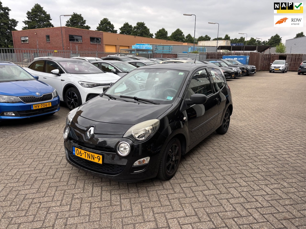 Renault Twingo - 1.2-16V Authentique 1.2 16V Authentique - AutoWereld.nl