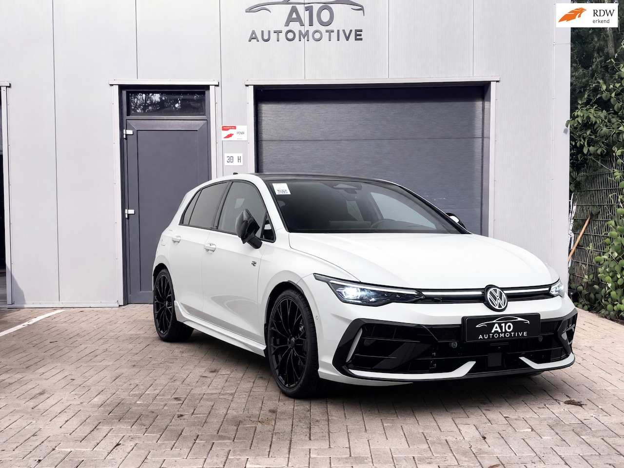 Volkswagen Golf - 2.0 TSI 4Motion R 2.0 TSI 4Motion R - AutoWereld.nl