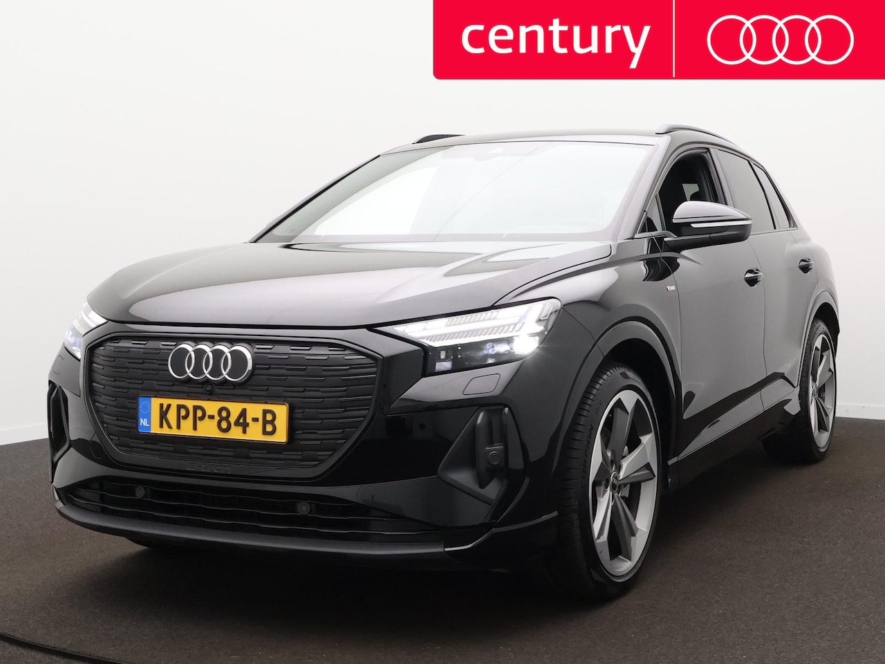 Audi Q4 e-tron - 45 quattro S edition 77 kWh S-Line / Trekhaak / Leer - AutoWereld.nl