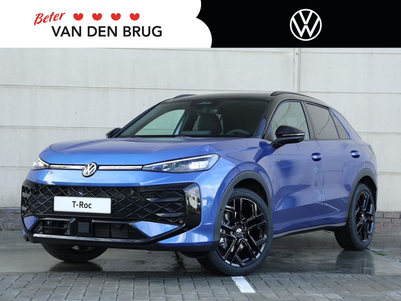 Volkswagen T-Roc - R-Line First Edition 1.5 eTSI 150 PK | Headup display | Panoramadak | Trekhaak | Electrisc - AutoWereld.nl