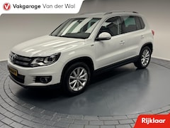 Volkswagen Tiguan - 1.4 TSi Lounge Trekhaak-Carplay-Cr.contr-Clima-Parkeersensoren-Stoelverwarming-Lm17''velge