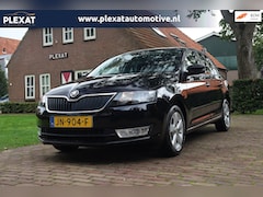 Skoda Rapid Spaceback - 1.2 TSI Greentech JOY Aut. | Xenon | Stoelverwarming | Origineel NL | Parkeersensoren | Na
