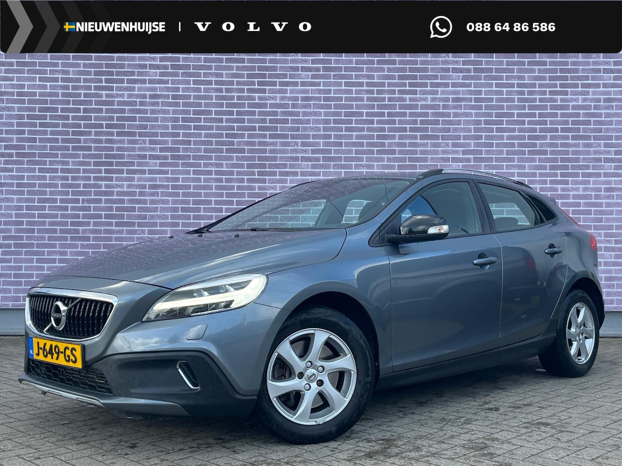 Volvo V40 Cross Country - 1.5 T3 Summum 1.5 T3 Summum - AutoWereld.nl
