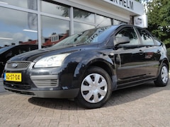 Ford Focus - 1.6-16V Trend