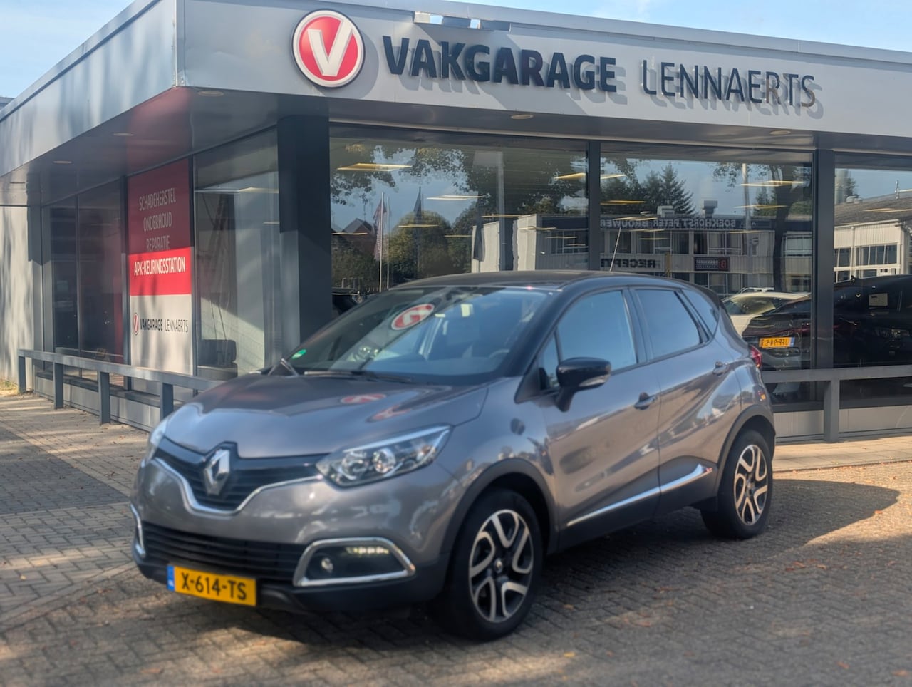 Renault Captur - 1.2 TCe Expression Rijklaarprijs / 12 mnd garantie - AutoWereld.nl