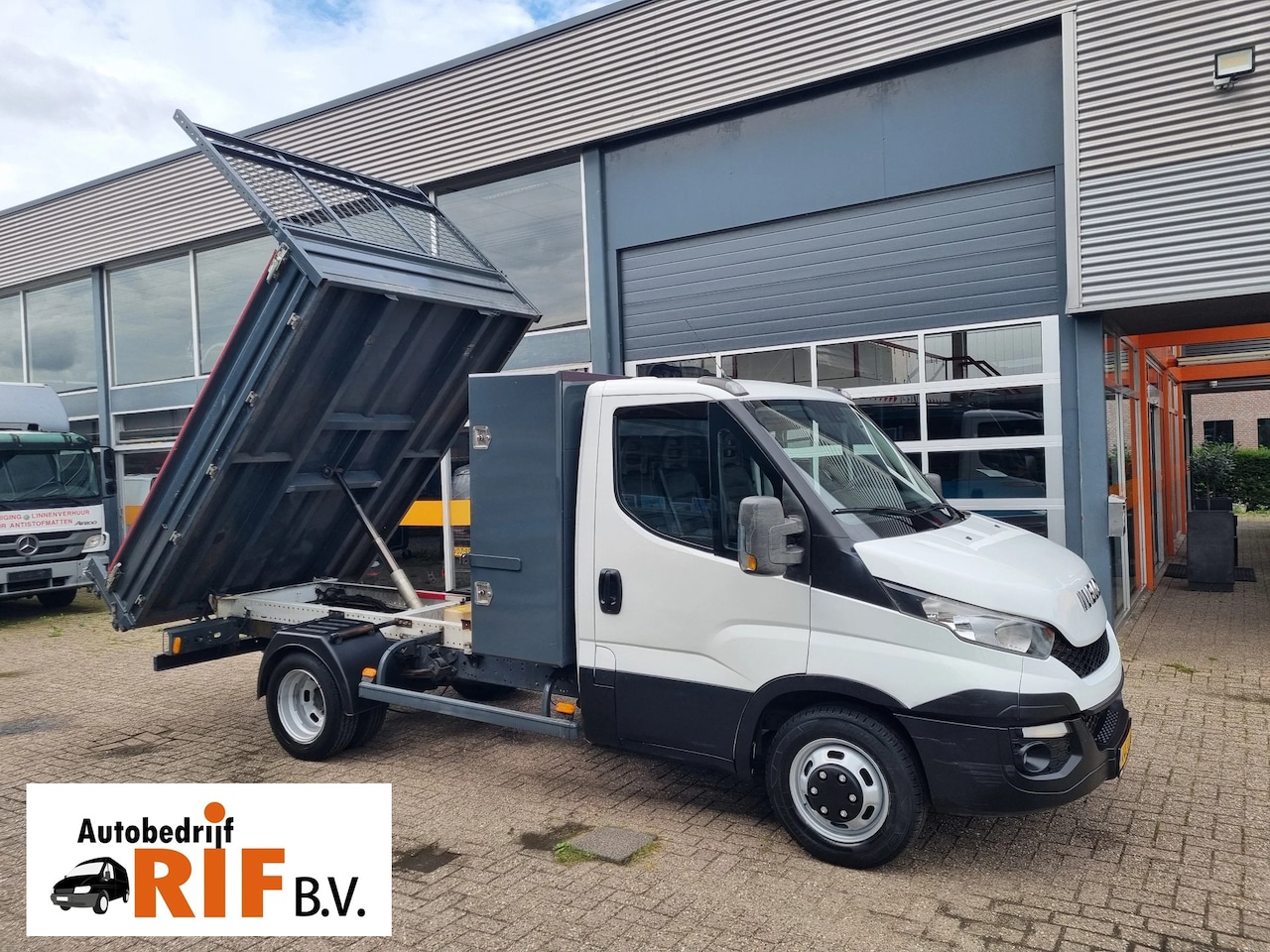 Iveco Daily - 35C15 3.0D/ Kipper/ Airco - AutoWereld.nl