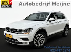 Volkswagen Tiguan - 1.4 TSI 126PK COMFORTLINE BUSINESS CARPLAY/ACC/PDC/NAVIGATIE