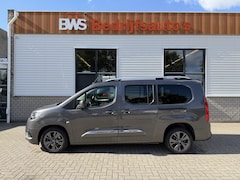 Toyota ProAce City Verso - 1.2 Turbo 130pk Active Long 7 persoons / rolstoel lift / vaste prijs rijklaar € 24.950 mar