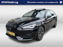 CUPRA Leon Sportstourer - 2.0 TSI VZ 4Drive Performance / AUTOMAAT/ 310 PK/ PANO/ BREMBO/ TREKHAAK/ FULL LINK/ PARK.