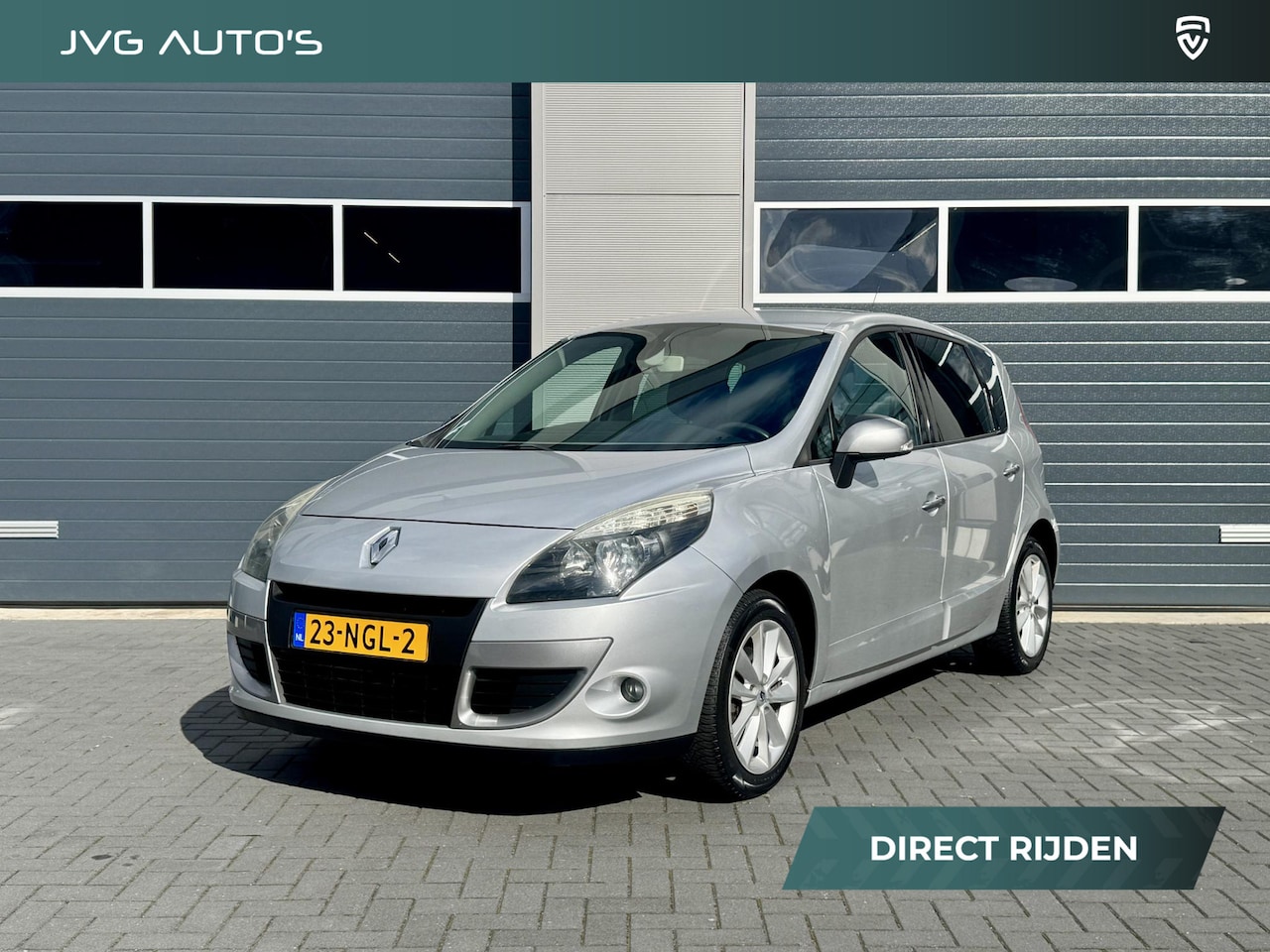 Renault Scénic - 1.4 TCE Celsium NAP/ Navi/ Cruise control/ Trekhaak/ Licht- en regensensor/ Keyless entry - AutoWereld.nl