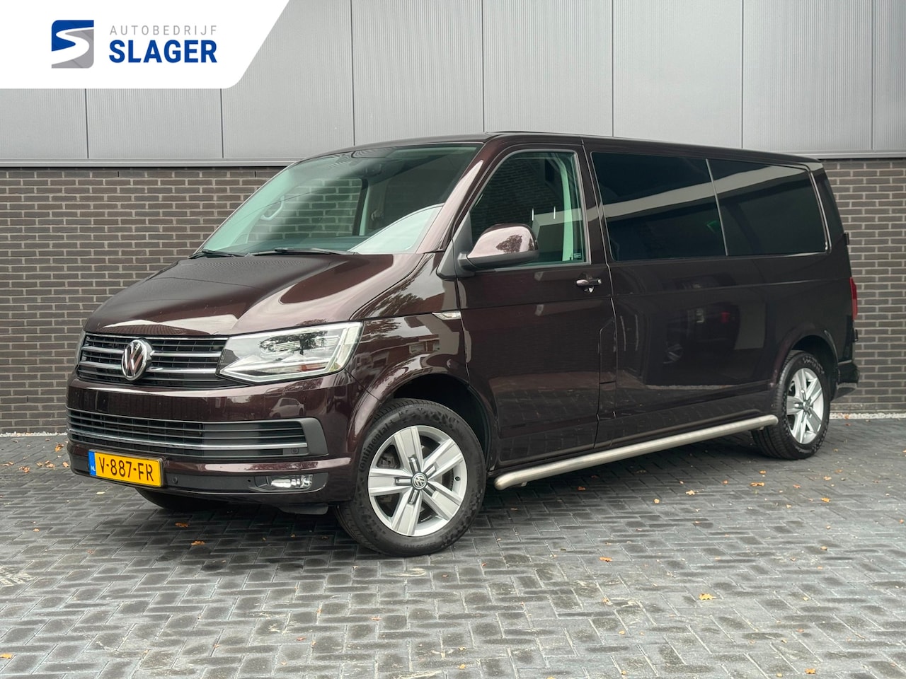 Volkswagen Transporter - 2.0 TDI L2H1 DC Highline Dubbelcabine|Trekhaak|Cruise|Navi|17" LM - AutoWereld.nl